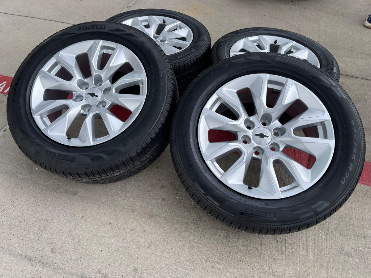 20" Chevy Silverado 1500 Tahoe OEM 5915 5916 wheels rims PIRELLI SET