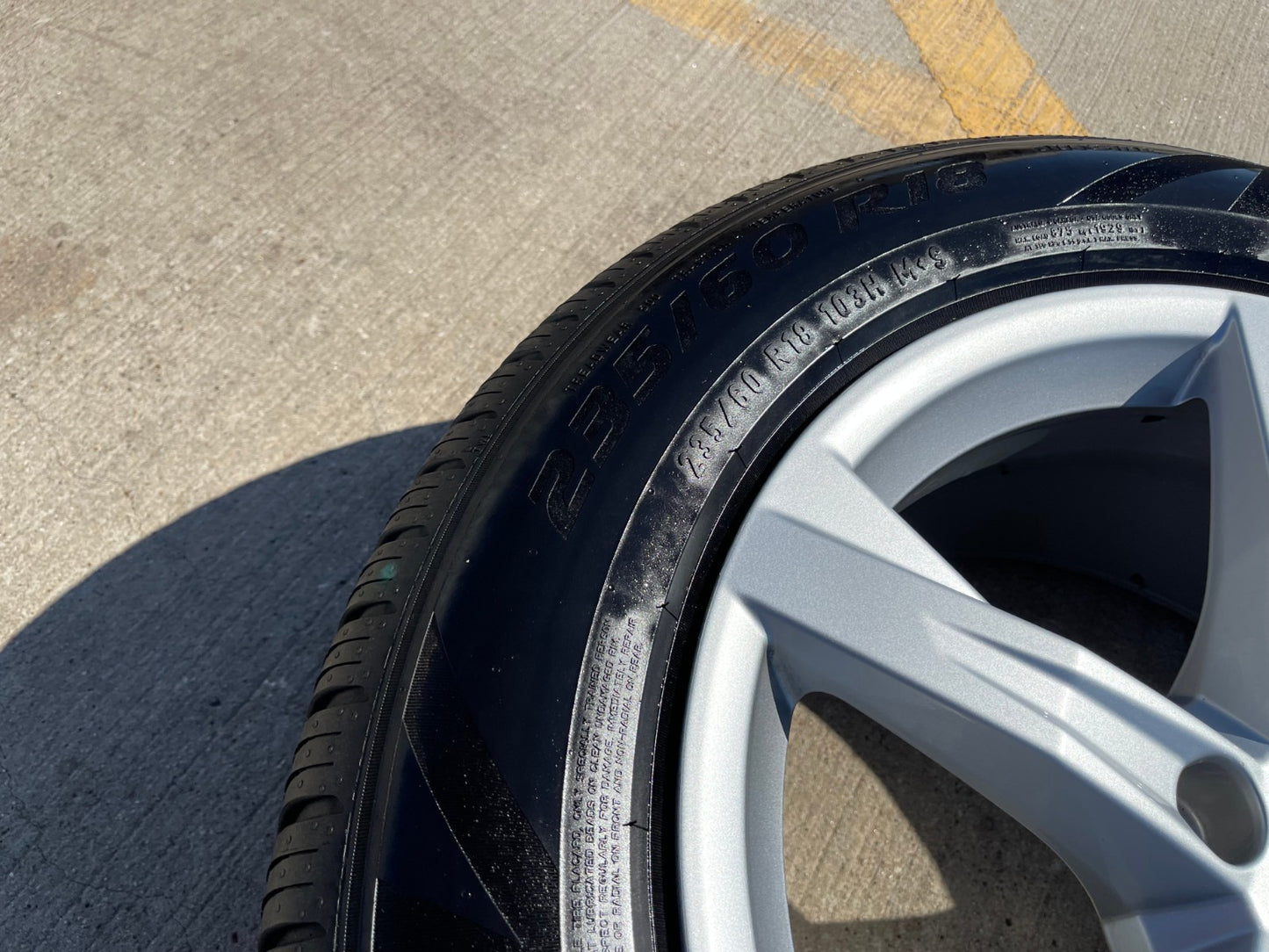 18" Audi Q5 OEM wheel rim Q4 Q7 Q8 12034 VW Atlas 2021 2022 2023 2024 2025 2026