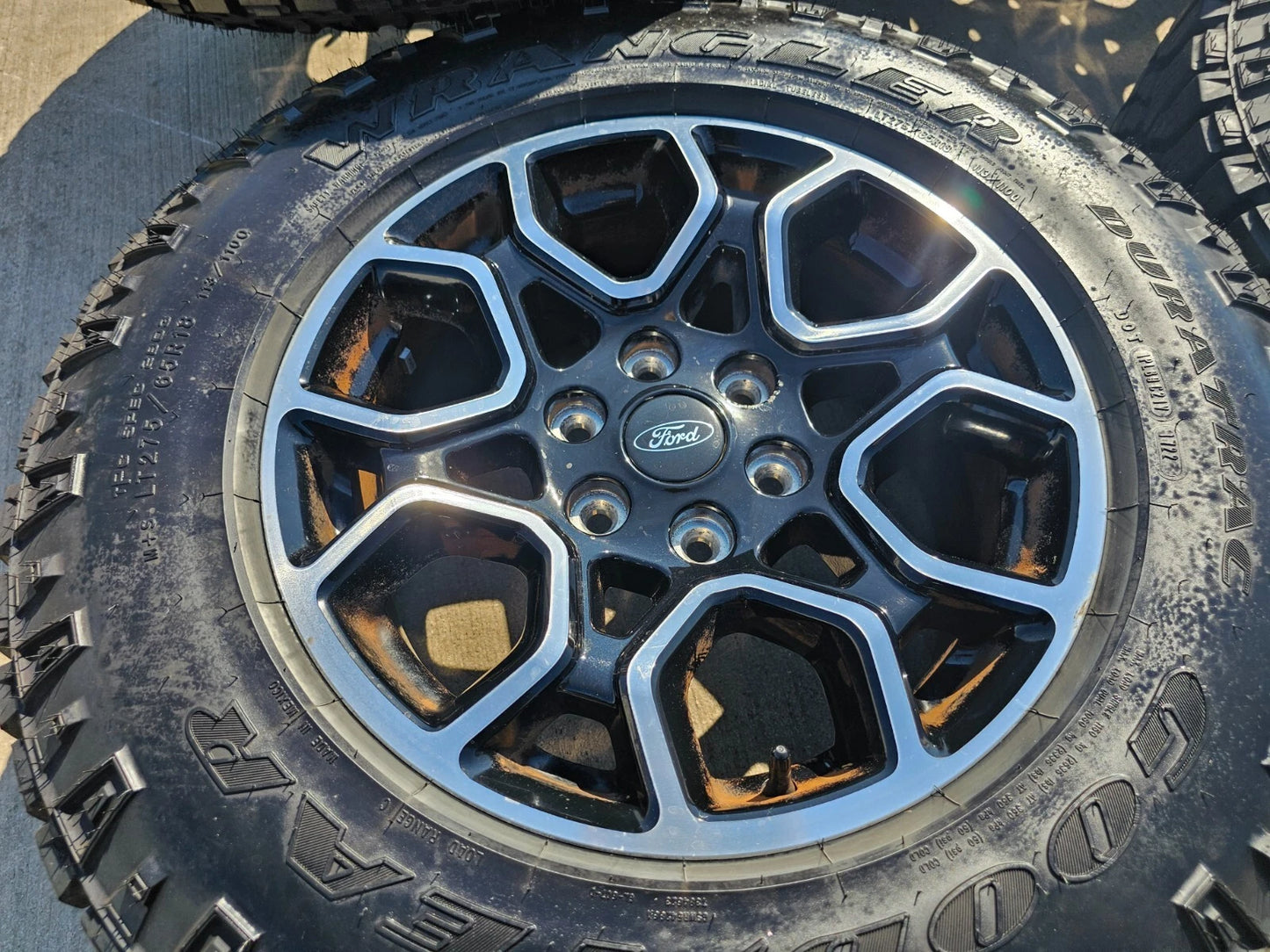 18" Ford F-150 OEM rims wheels 95049 10340 Expedition tires DURATRAC A/T