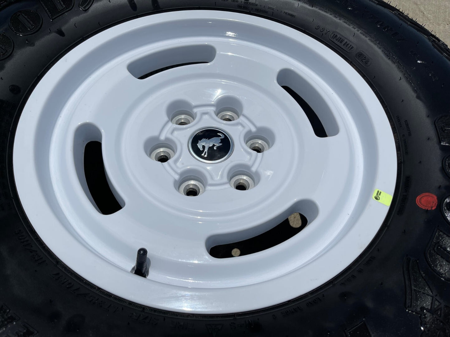 17" Ford Bronco HERITAGE Limited Edition wheels rims white 2025 35" NEW