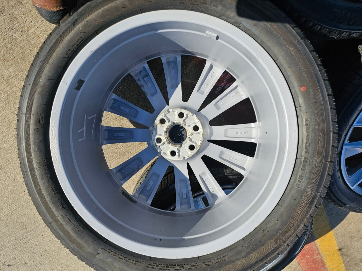 21" Cadillac XT6 XT5 SRX OEM 4851 wheels rims 2023 2024 2025 2026 BRIDGESTONE