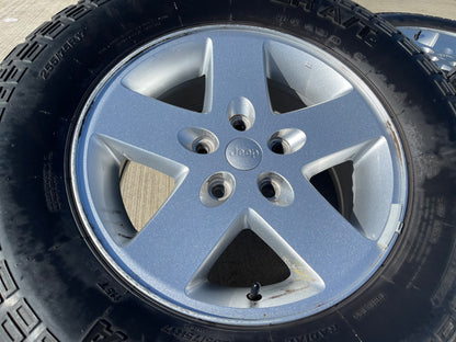 17" Jeep Gladiator OEM wheels rims 9074 Wrangler Kenda Klever A/T