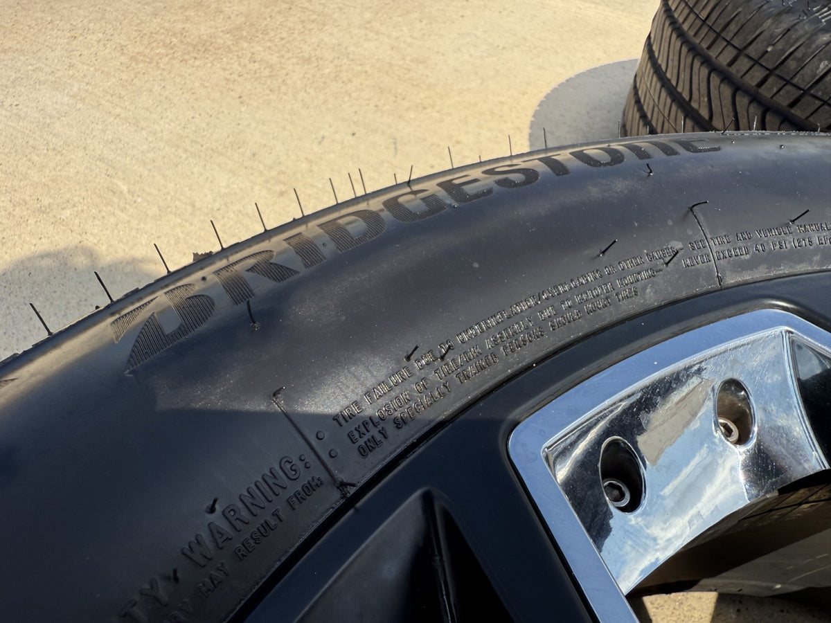 22" GMC Sierra Yukon Tahoe Escalade OEM Replica 5660 wheels rims tires SET