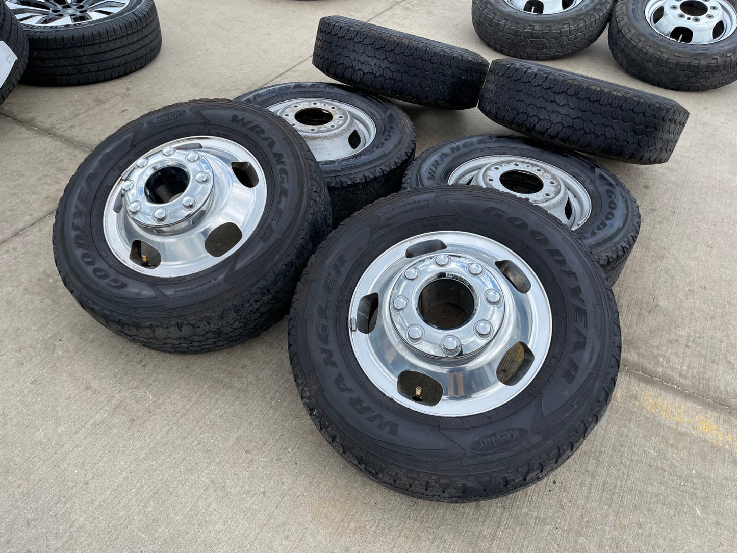 17" Ford F-350 Dually OEM 14077 14078 rims wheels 2023 2024 2025 GOODYEAR