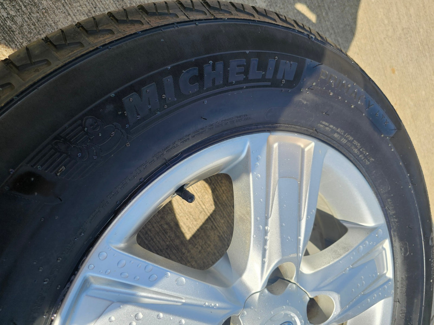 18" Toyota Land Cruiser Tundra Sequoia OEM 69618 wheels rims 5x150 NEW MICHELIN