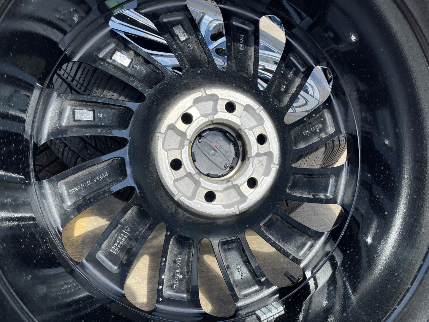 22" Lincoln Navigator OEM 10666 rims wheels BLACK LABEL BRIDGESTONE