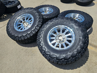 18x9 18" Method MR302 wheels rims Chevy RAM 1500 Tacoma 6x139 6x135 TOYO 37"