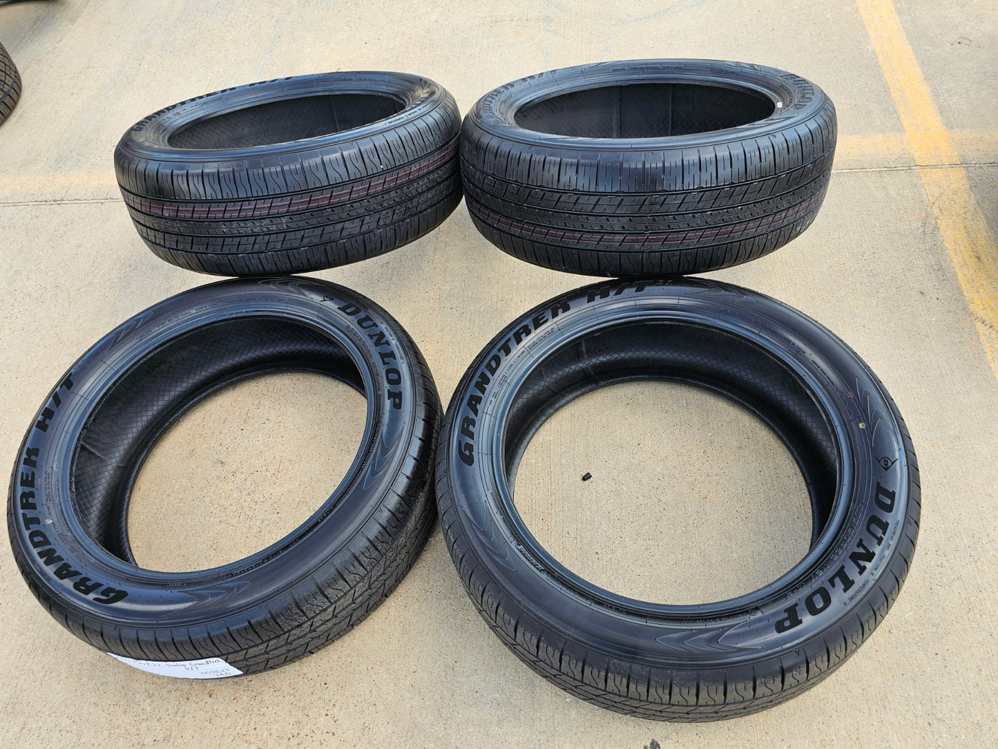 (4) 265/50/22 Dunlop Grandtrek H/T31 tires SET 112V M+S 265/50r22 NEW