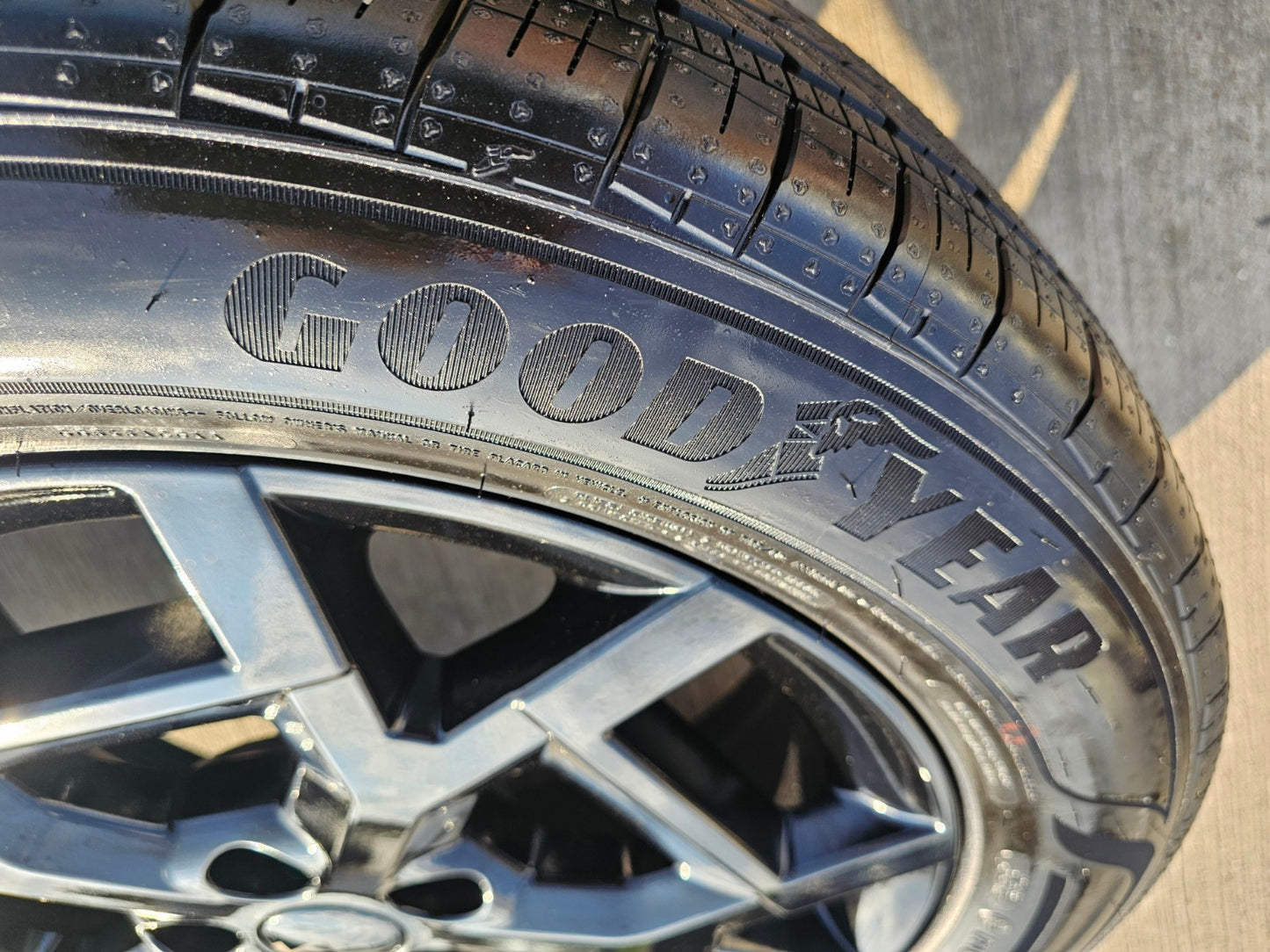 19" Kia Carnival Sorento OEM 94045 wheels rims Stinger K4 K5 2025 2026 2027 NEW