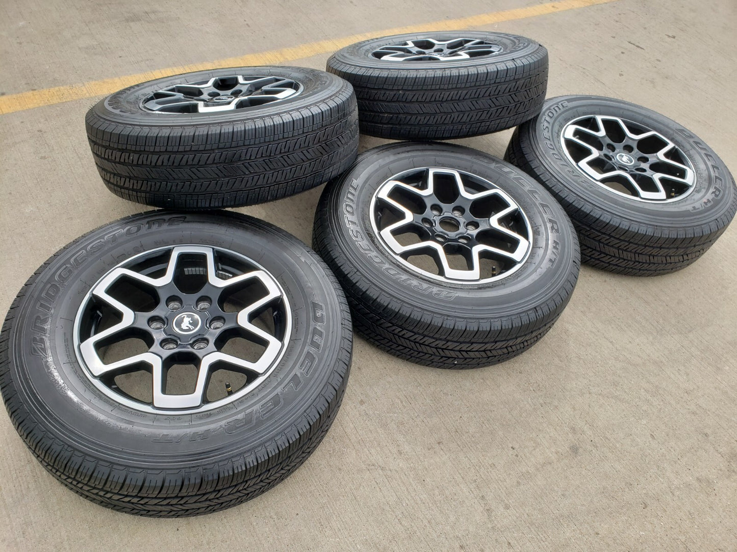 18" Ford Bronco wheels rims tires black 95213 Ranger tires BRIDGESTONE DUELER HT