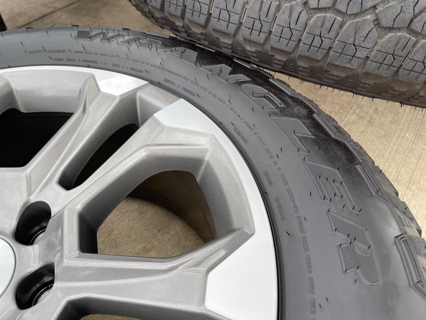 20" Chevy Tahoe Silverado OEM 14090 95417 wheels rims tires GOODYEAR A/T