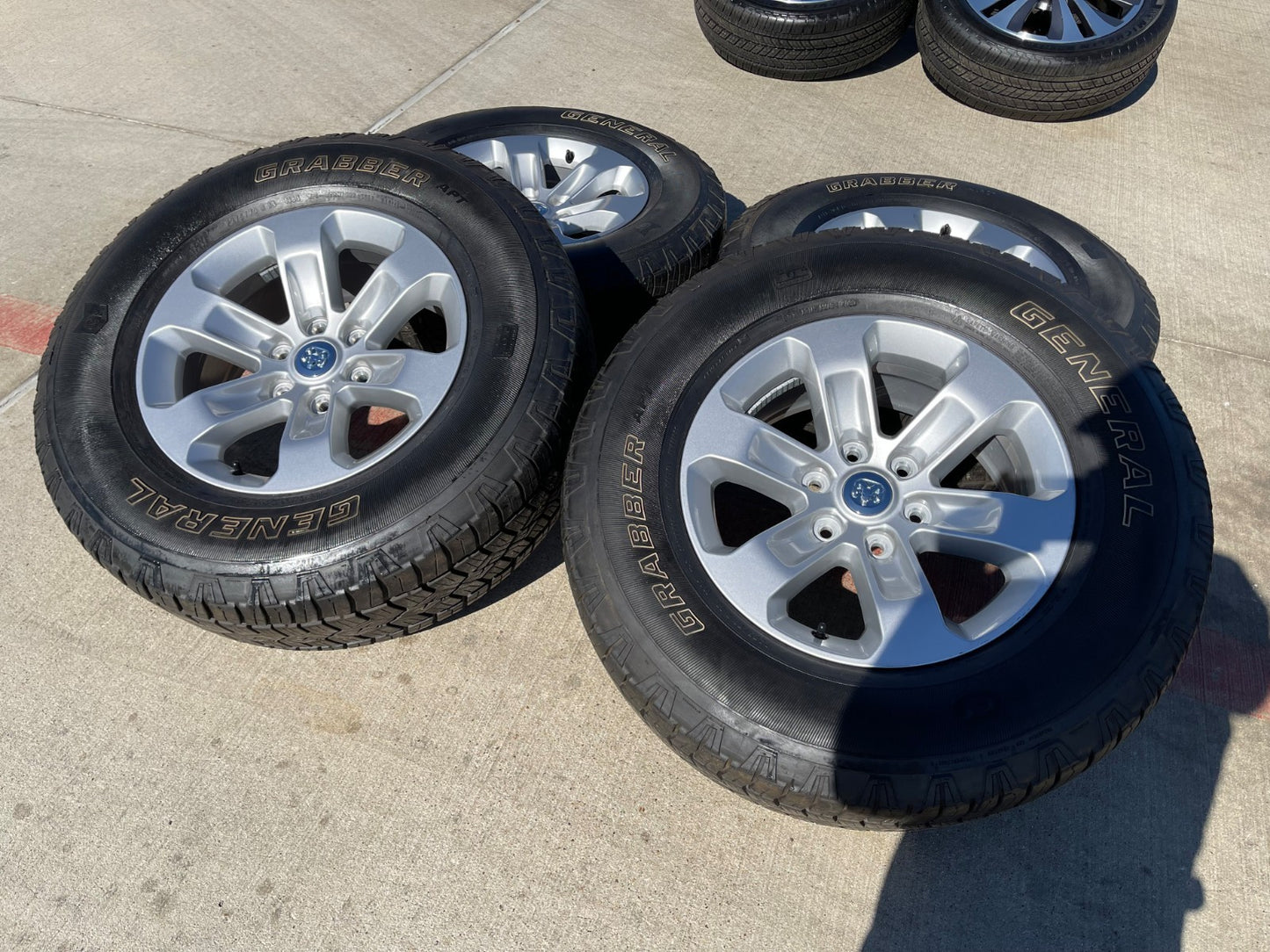 18" Dodge Ram 1500 OEM wheels rims 2672 tires GENERAL A/TP