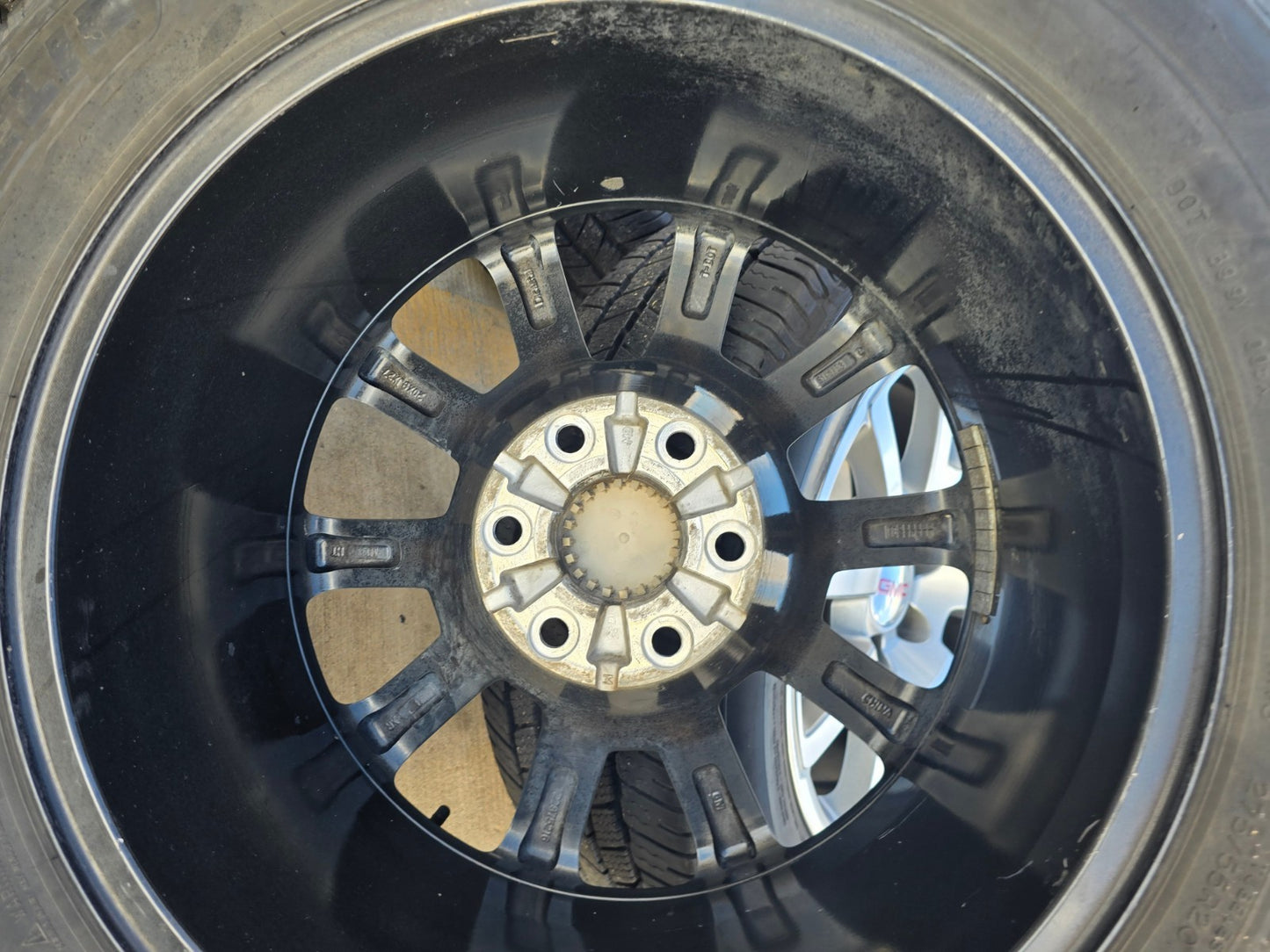 20" GMC Sierra Yukon DENALI OEM wheels rims 5699 5644 MICHELIN DEFENDER LTX M/S2
