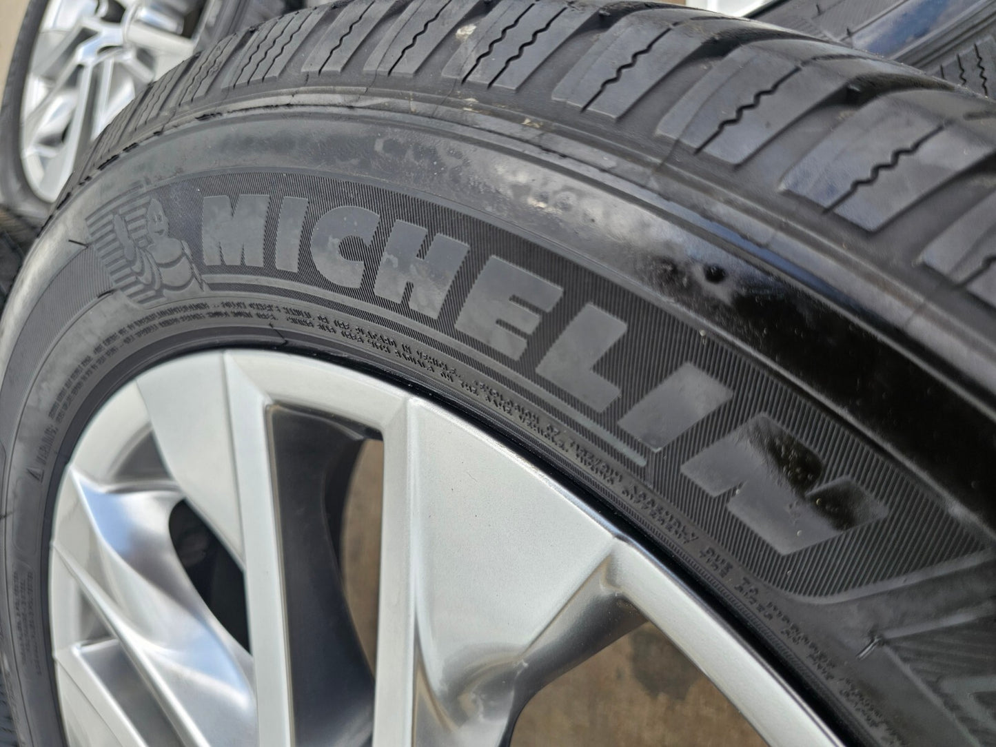 19" Toyota Rav4 Premium OEM 75244 wheels rims Highlander MICHELIN