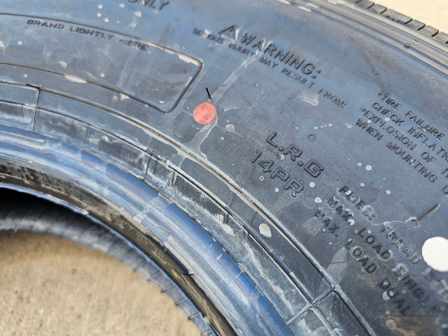 (1) 235/85/16 Ironman All Steel HD tire 235/85R16 LT 14 ply LR G 132L NEW