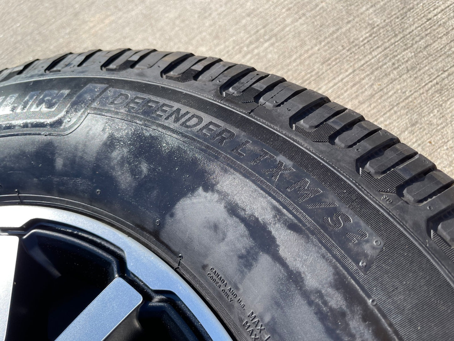 18" Ram 2500 3500 LARAMIE OEM wheels rims 2694 tires MICHELIN DEFENDER LTX M/S2