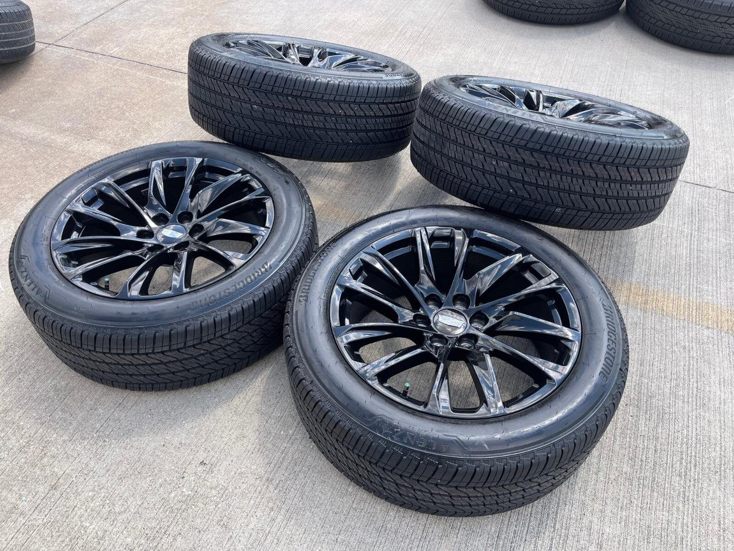 22" Cadillac Escalade black OEM 95027 wheels rims Chevy GMC 2024 2025 NEW