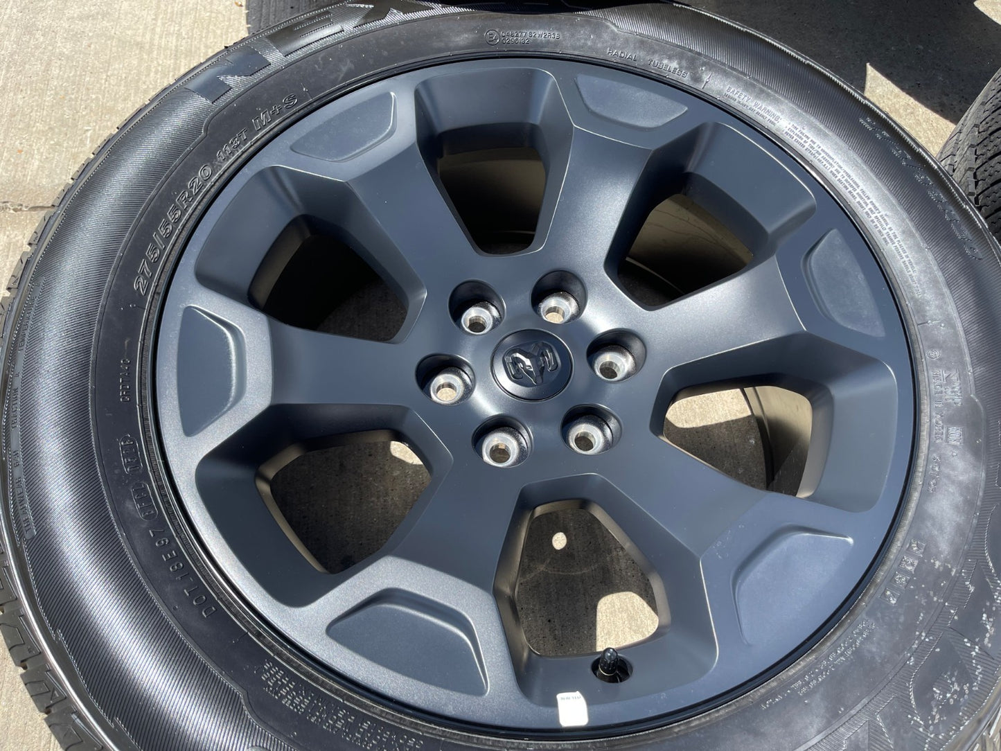 20" Dodge Ram 1500 OEM Laramie Black 2462 2680 wheels rims 2024 2025 2026 NEW
