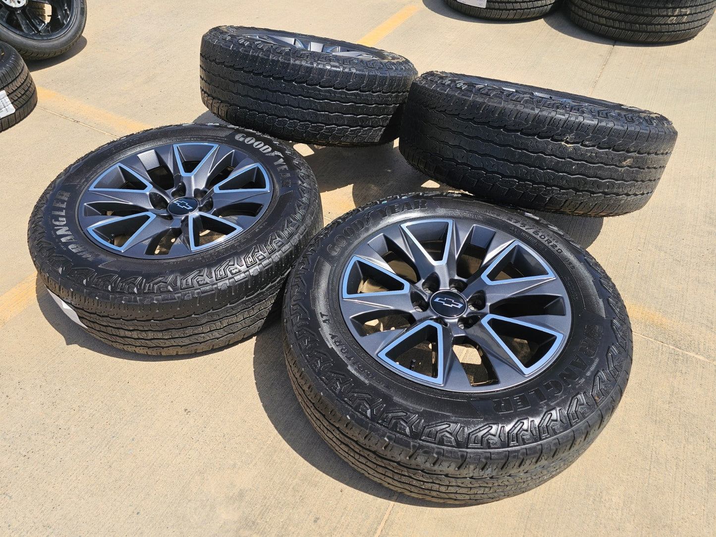 20" Chevy Tahoe Silverado OEM 5919 wheels rims GMC Yukon tires GOODYEAR