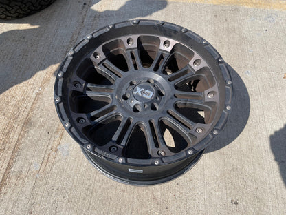 (1) 22x10 22" XD 829 Ford F-150 Expedition rim wheel -18 6x135