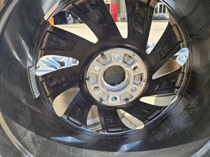 (1) 22" Lincoln Navigator OEM 10497 rim wheel Reserve 2022 2023 2024 2025 2026