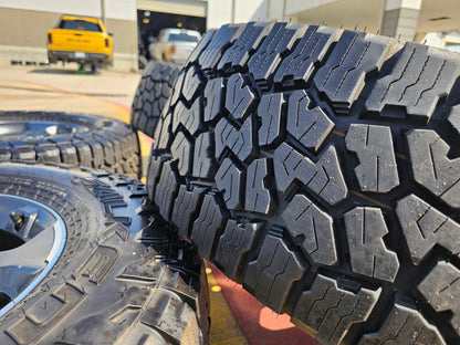 17" Jeep Wrangler Gladiator RUBICON OEM 9236 wheels rims 33" FALKEN A/T3 NEW