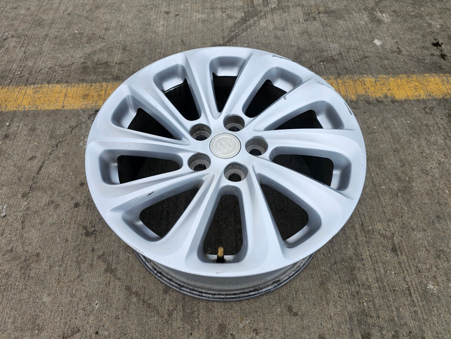 18" Buick Lacrosse GMC Terrain Chevy Equinox OEM wheel rim 4114 5x120