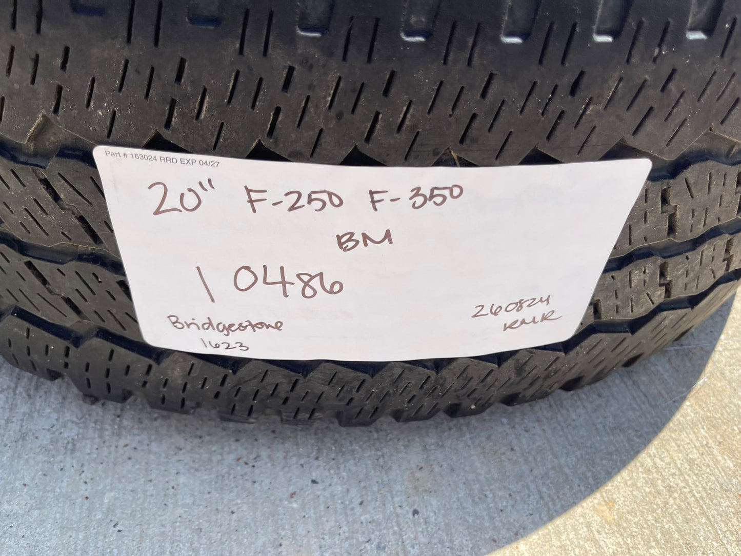 20" Ford F-250 F-350 OEM Lariat Platinum wheels rims 10486 tires SET