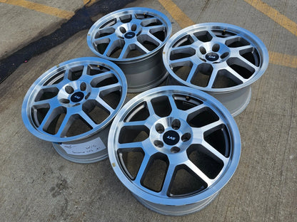 18" Ford Mustang SVT GT OEM wheels rims 3668