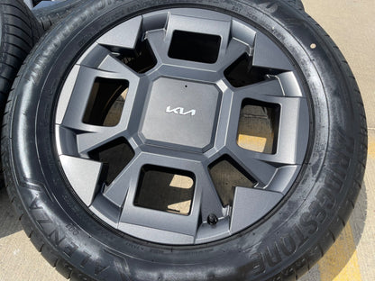 19" Kia Telluride Sorento OEM wheels rims 95983 tires Carnival BRIDGESTONE SET