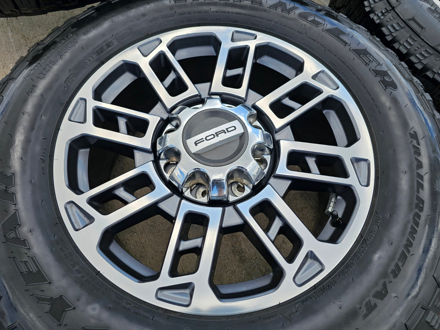 20" Ford F-250 F-350 OEM LIMITED Platinum wheels rims 10302 10483 2024 2025