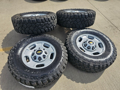 17" Chevy Silverado GMC Sierra 2500 OEM 8095 wheels 33" M/T