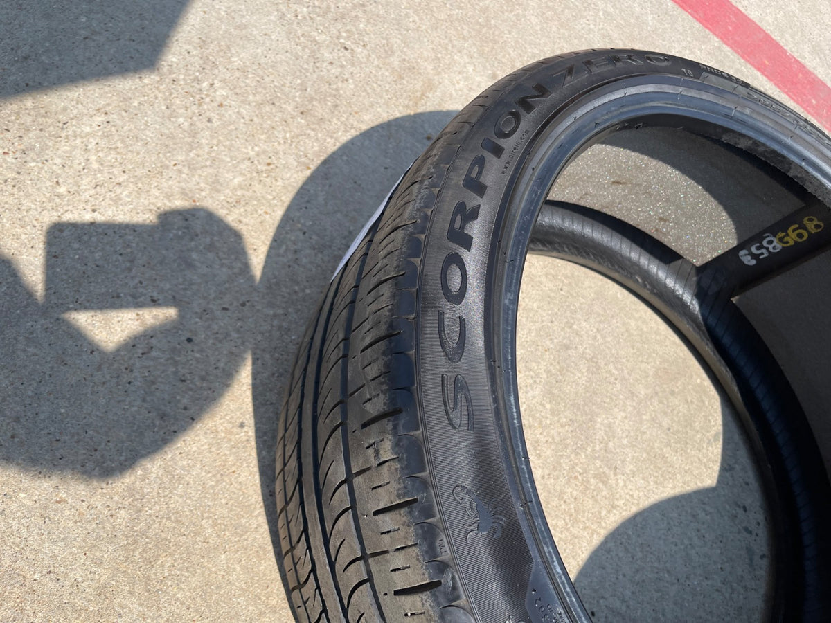 (1) 285/35/22 Pirelli Scorpion Zero PNCS tire 285/35R22 106W XL