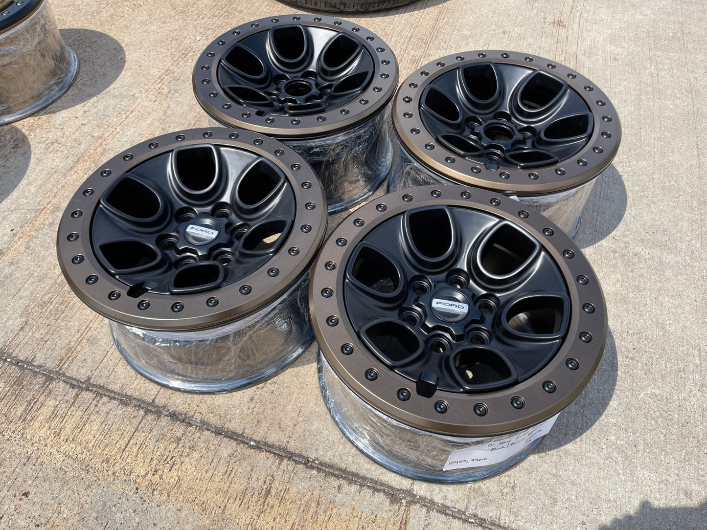 17" Ford F-150 Raptor OEM BEADLOCK rims wheels 10459 95210 BRONZE 2025 2026 NEW
