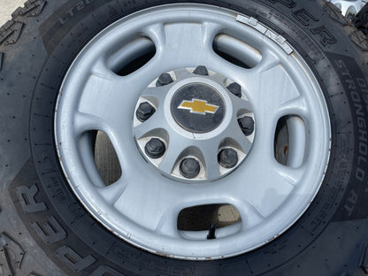 17" Chevy Silverado GMC Sierra 2500 OEM 8095 wheels rims COOPER DISCOVERER AT
