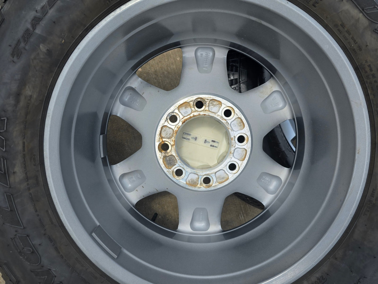 20" GMC Sierra AT4X 2500 3500 OEM wheels rims 94038 Chevy Silverado tires A/T