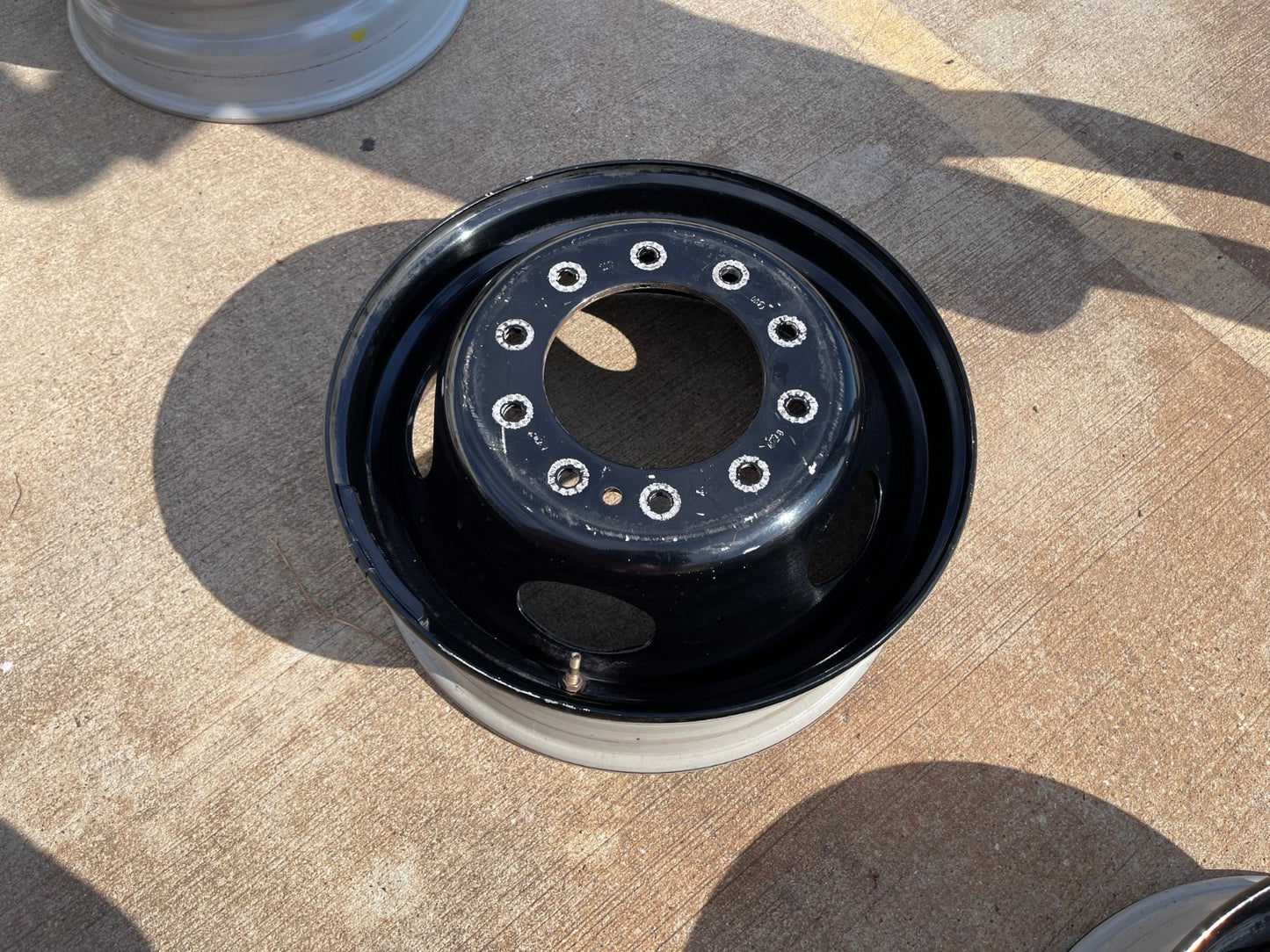 19.5" Ford F-450 F-550 Dually rim RAM 4500 OEM 10x225 spare 2023 2024 2025 2026