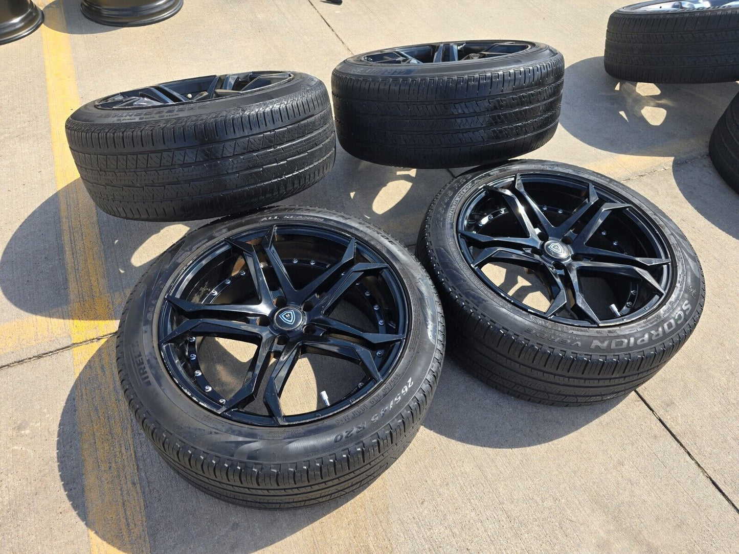 20x10.5 Marquee Chrysler 300 Dodge Charger Challenger wheels rims 2021 2022 2023