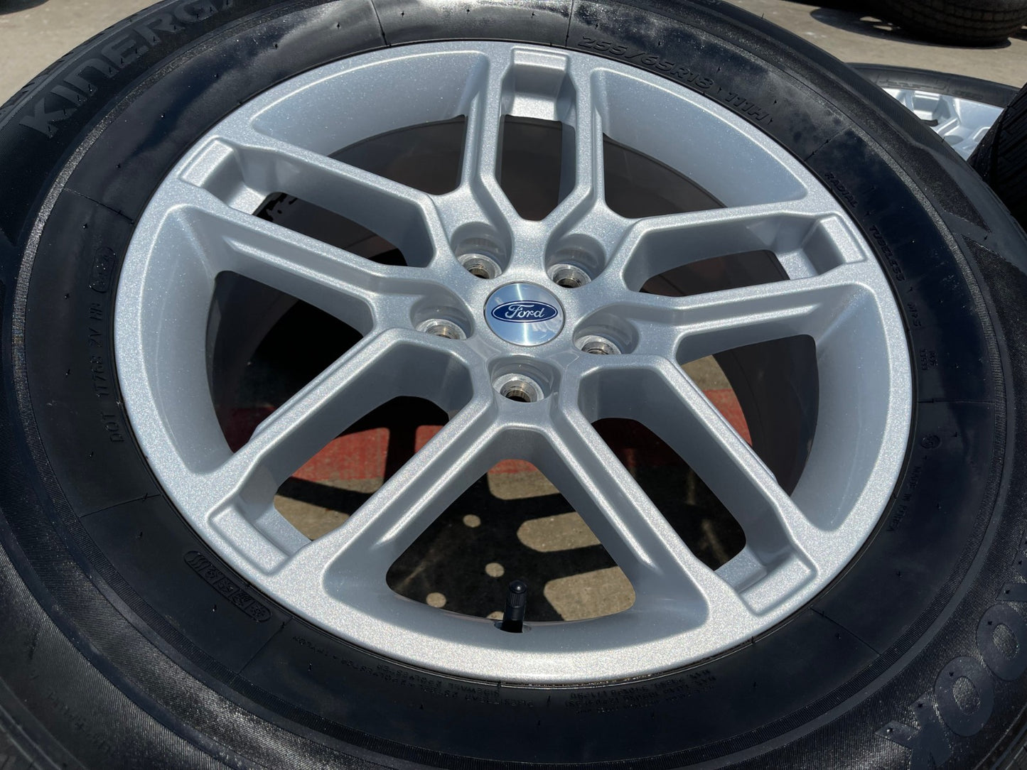 18" Ford Explorer Sport OEM rims wheels 10698 tires 2024 2025 2026 NEW
