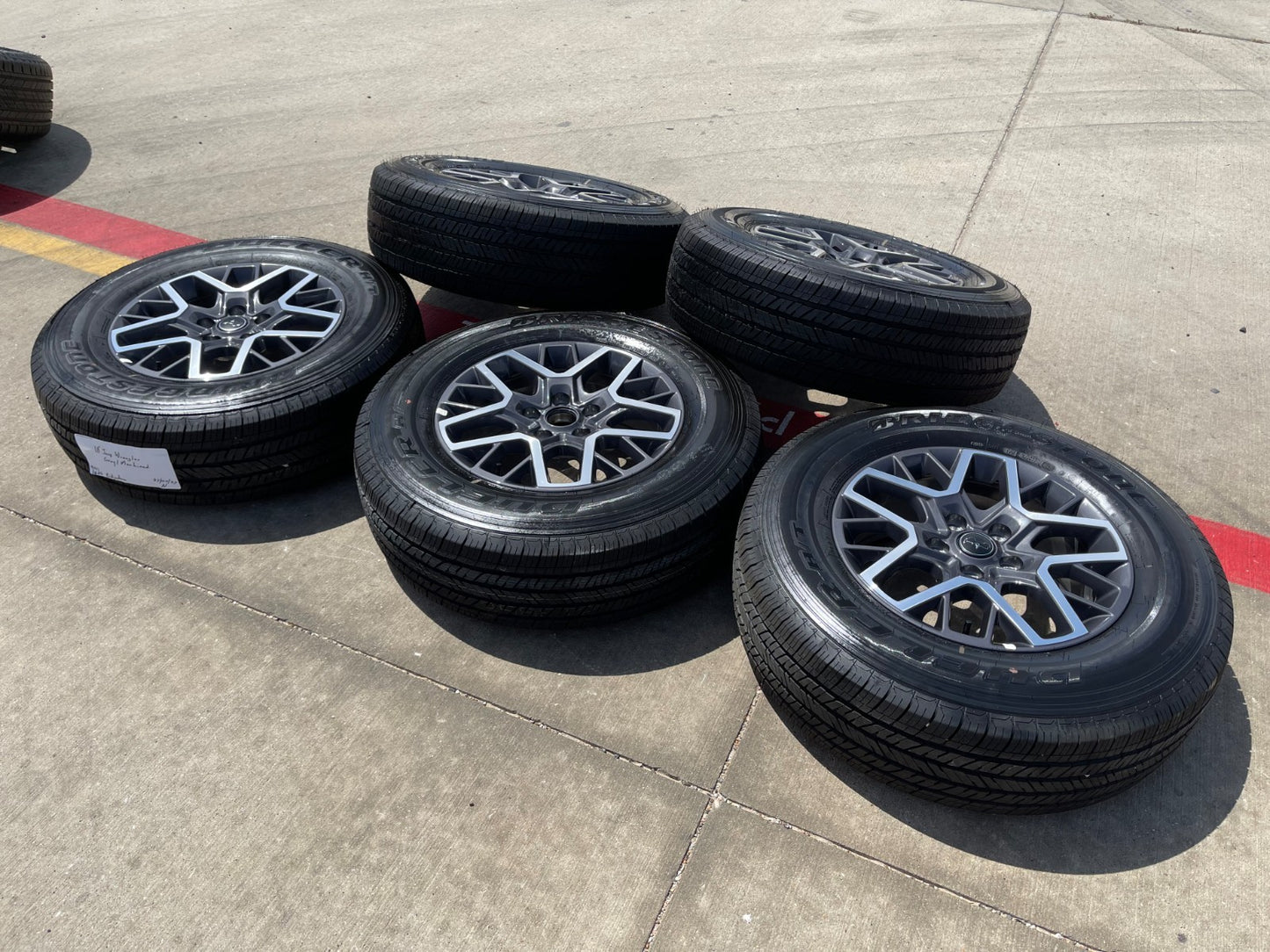 18" Jeep Wrangler Gladiator Grand Cherokee OEM 9331 wheels rims SET tires NEW