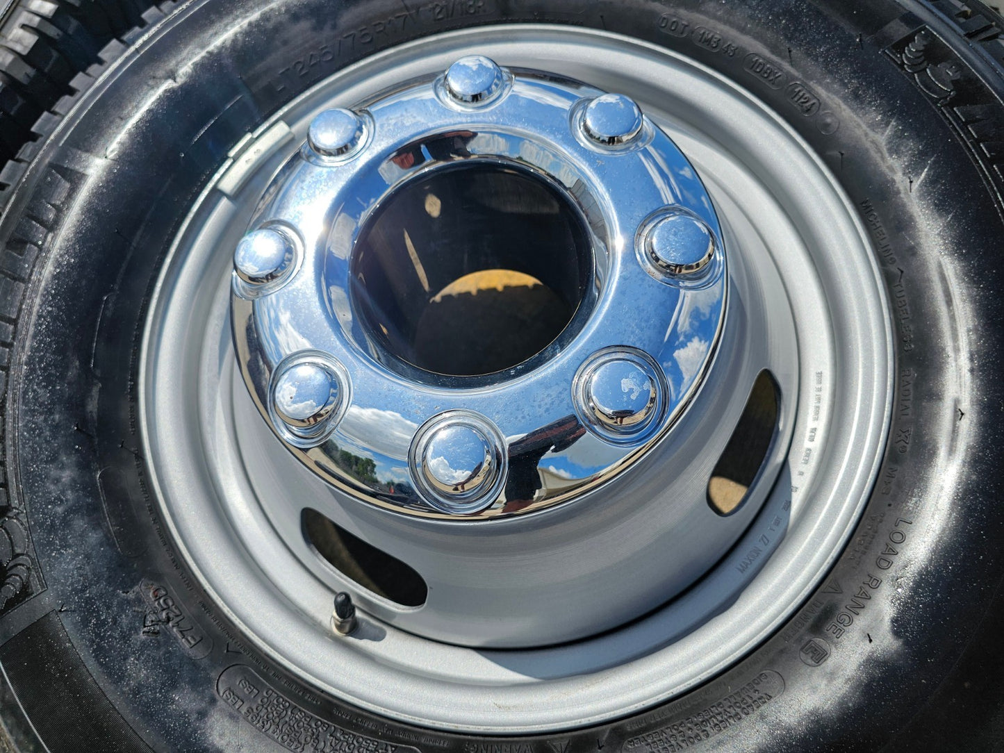 (6) 17" Ford F-350 Dually OEM rims wheels 3615 99016 tires SET MICHELIN A/T2 NEW