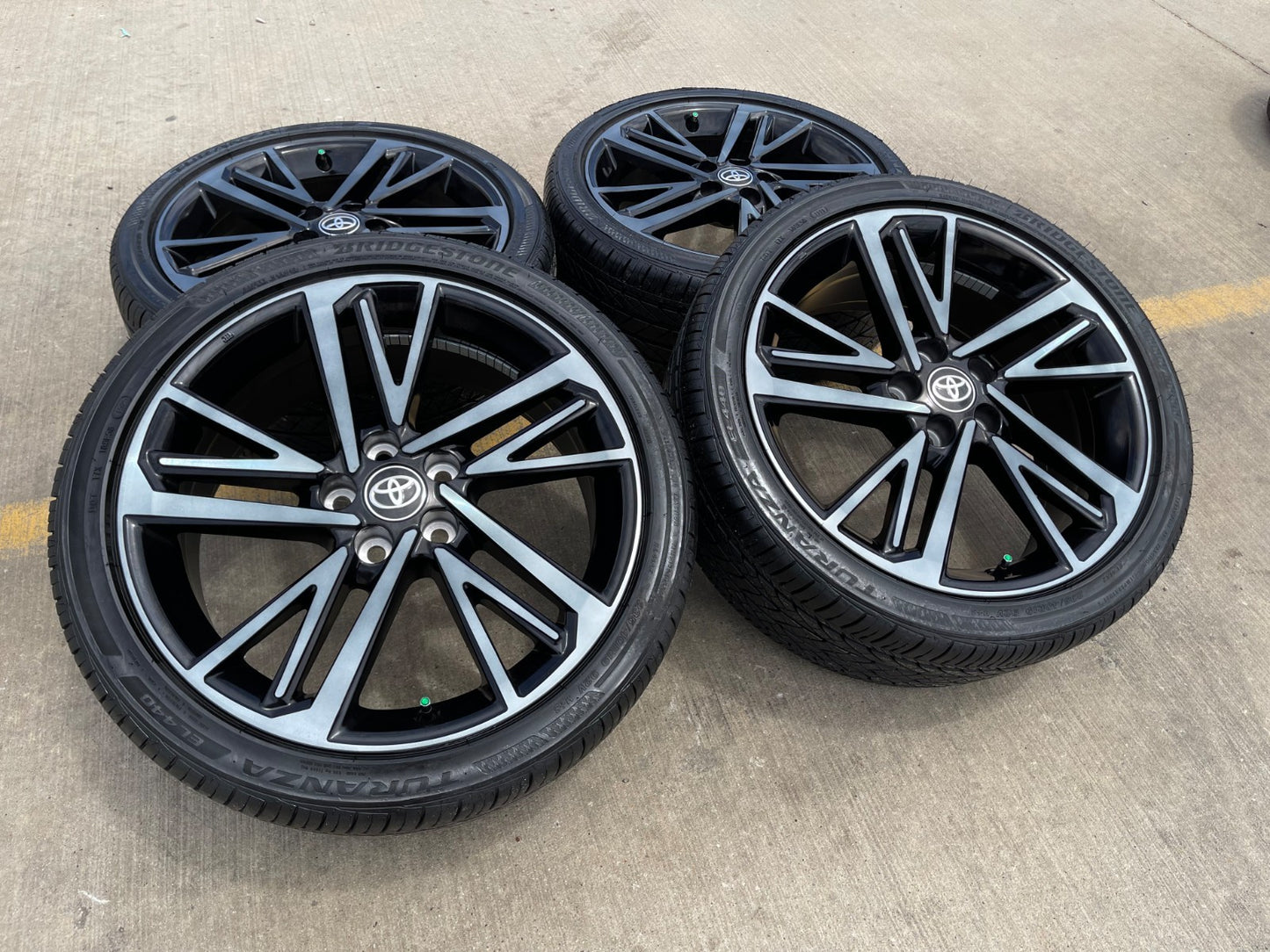 19" Toyota Camry XSE OEM 95975 wheels rims Avalon Lexus 2025 2026 BRIDGESTONE