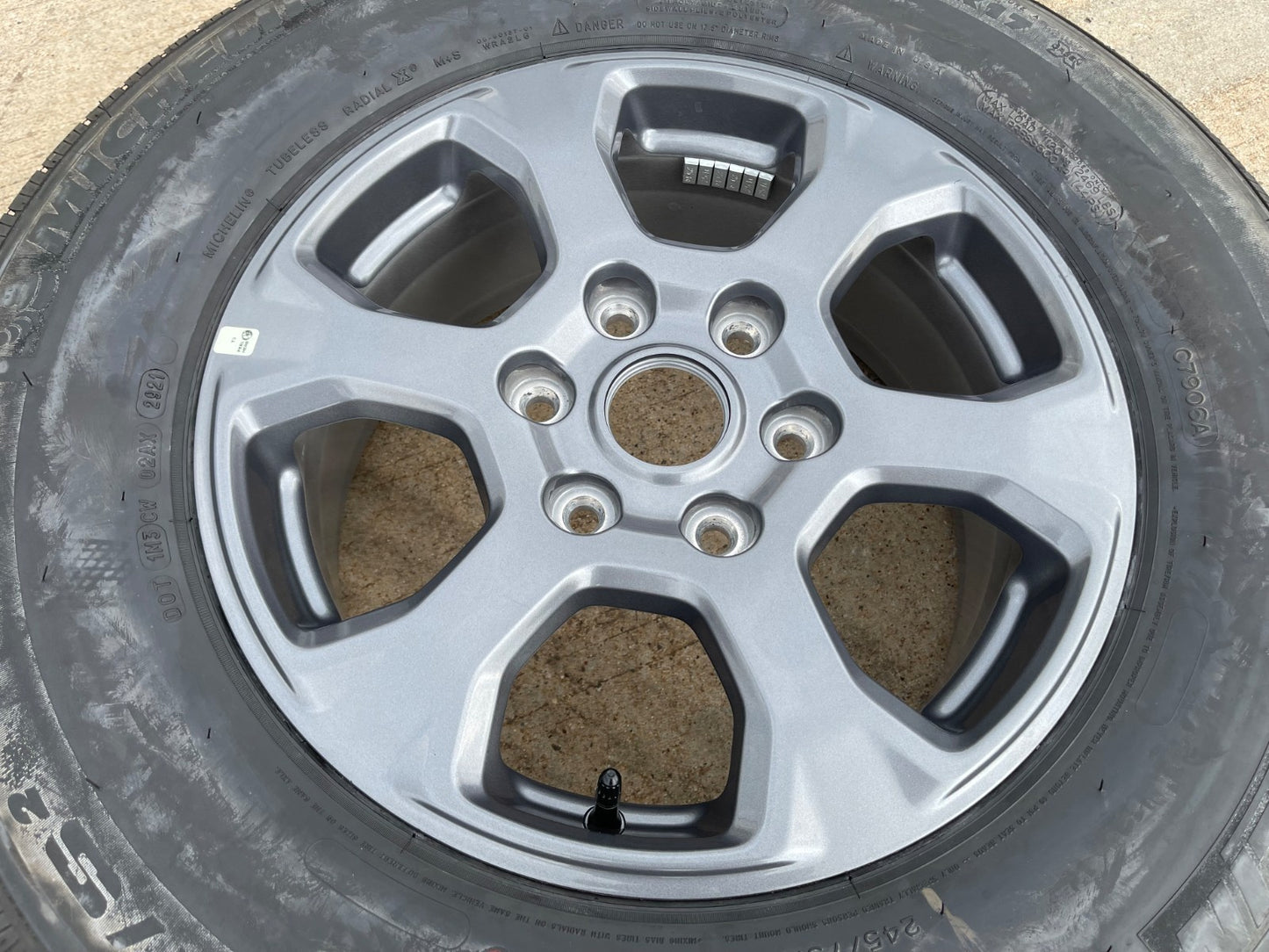 17" Ford Bronco wheel rim SPARE 10384 OEM Ranger 2023 2024 2025 MICHELIN