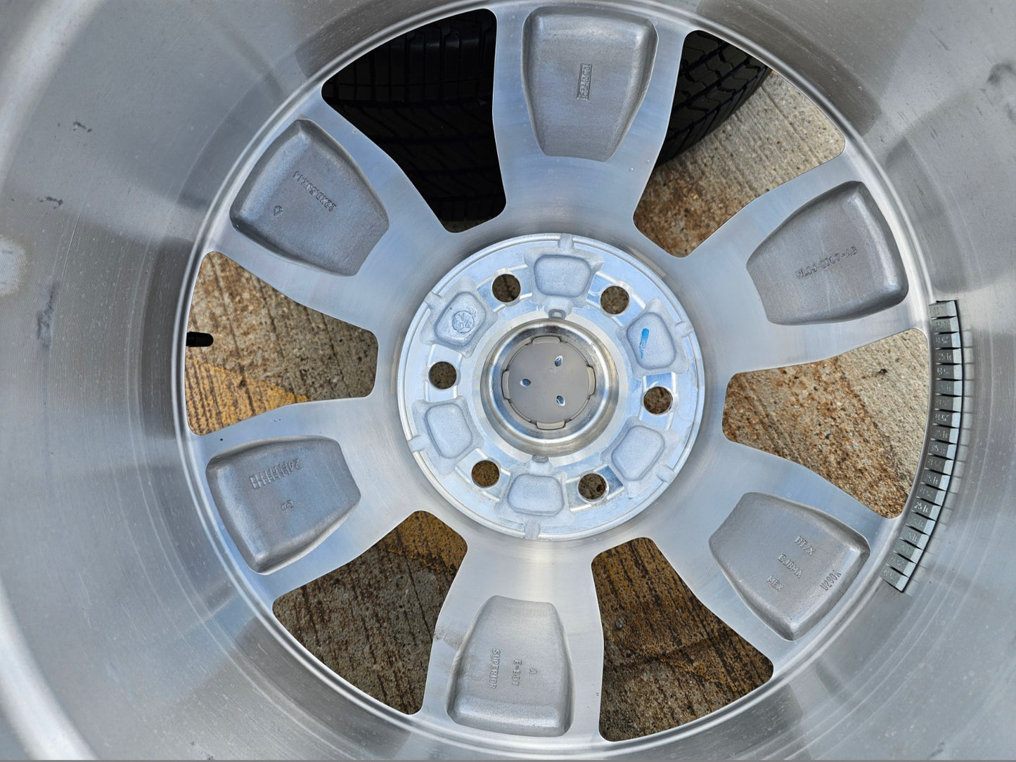 22" Ford F-150 LIMITED LARIAT OEM rim wheel 10442 Expedition BRIDGESTONE spare