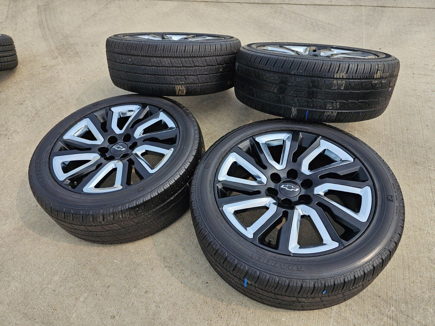 22" Chevy Tahoe Suburban OEM 5907 5901 wheels rims Silverado 2022 2023 2024 2025