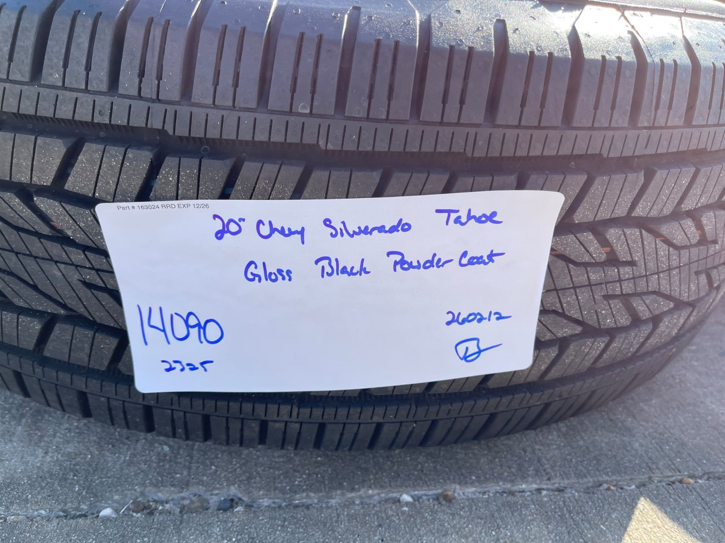20" Chevy Tahoe Silverado OEM 14090 95417 wheels rims tires CONTINENTAL NEW