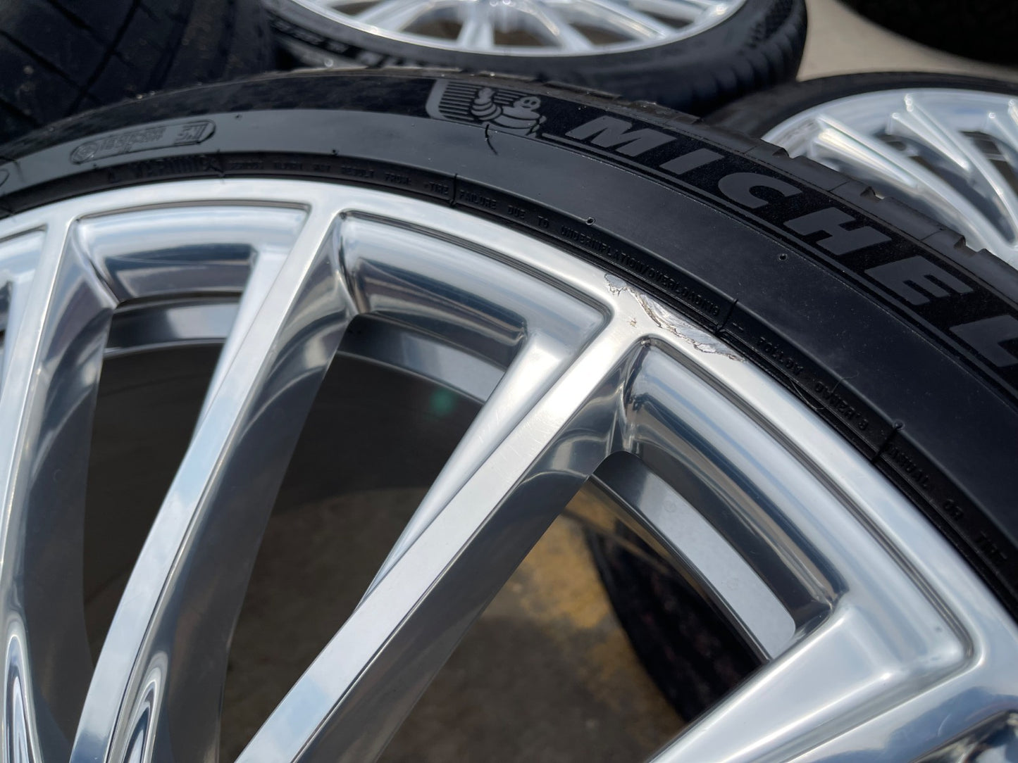 21" Mercedes S63 S550 S600 MAYBACH AMG OEM wheels rims MICHELIN 2024 2025 2026