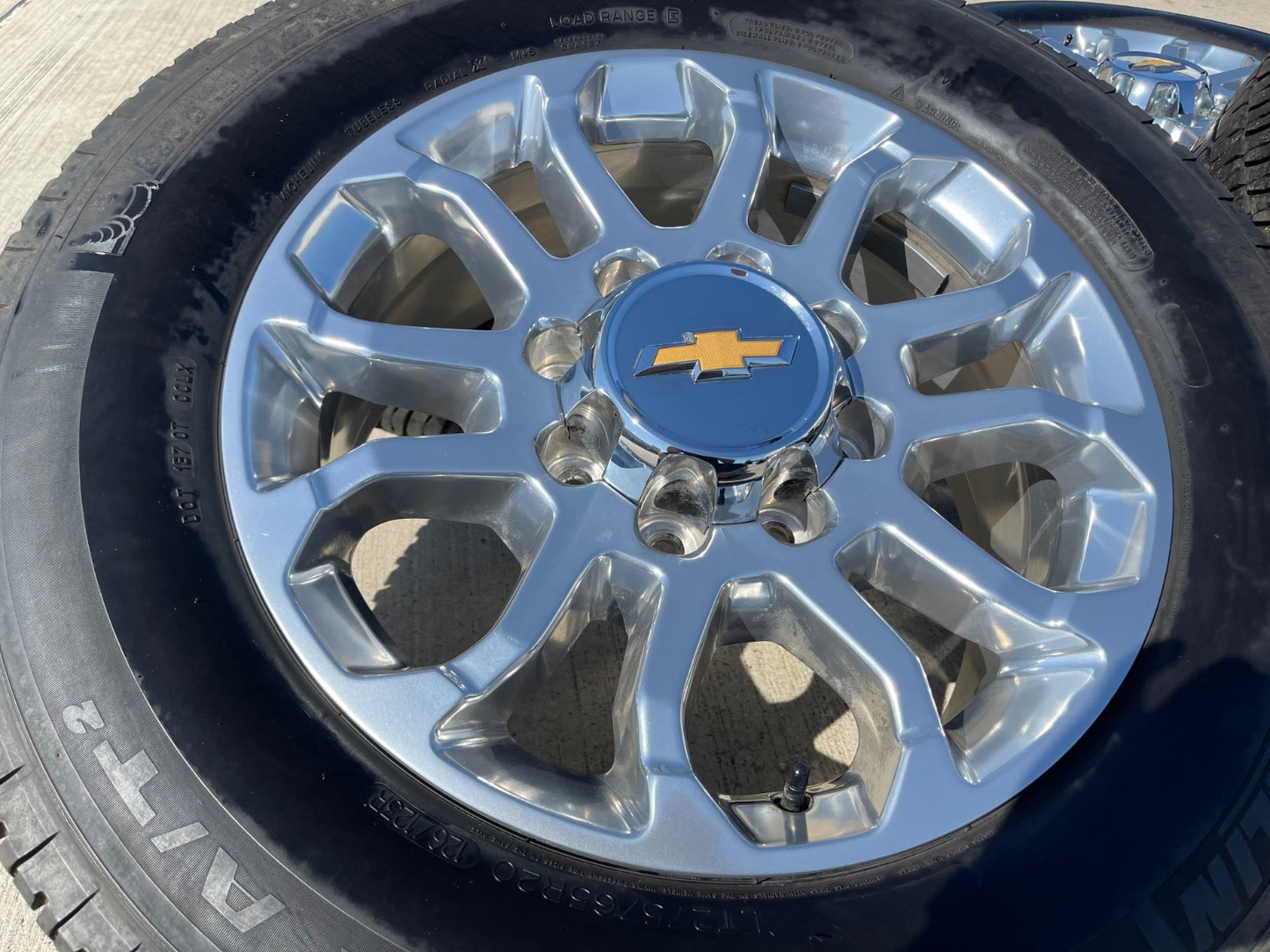 20" Chevy Silverado HIGH COUNTRY GMC Sierra AT4 2500 3500 OEM 95685 wheels rims