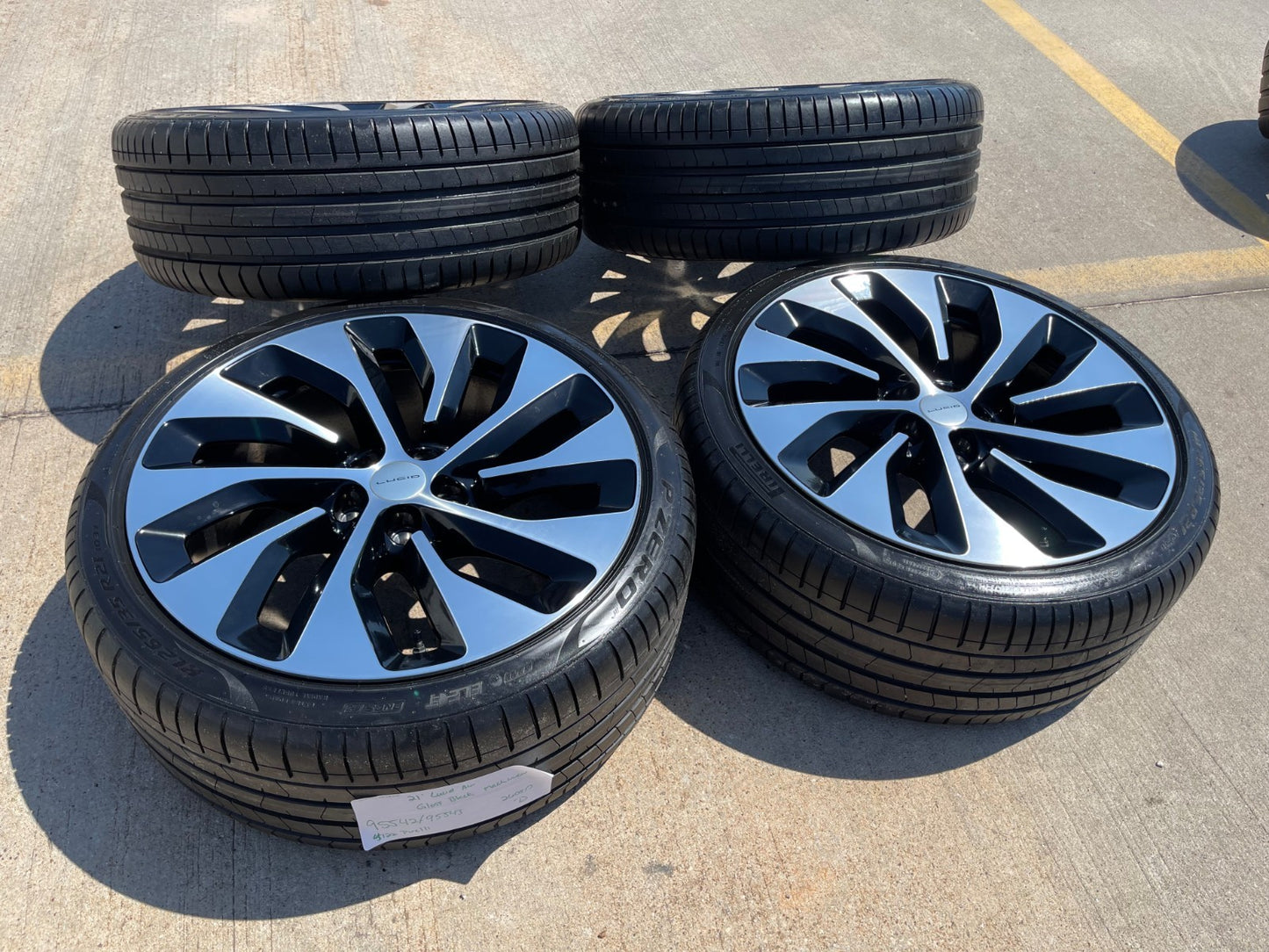 21" Lucid Air Grand Touring OEM 95542 95543 wheels rims black tires PIRELLI NEW