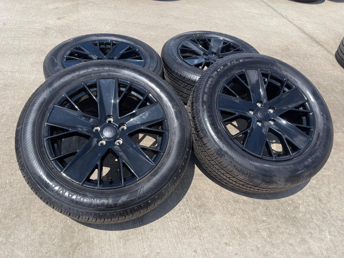 20" Jeep Grand Cherokee L OEM wheels rims Durango SET 2024 2025 2026 2027 NEW